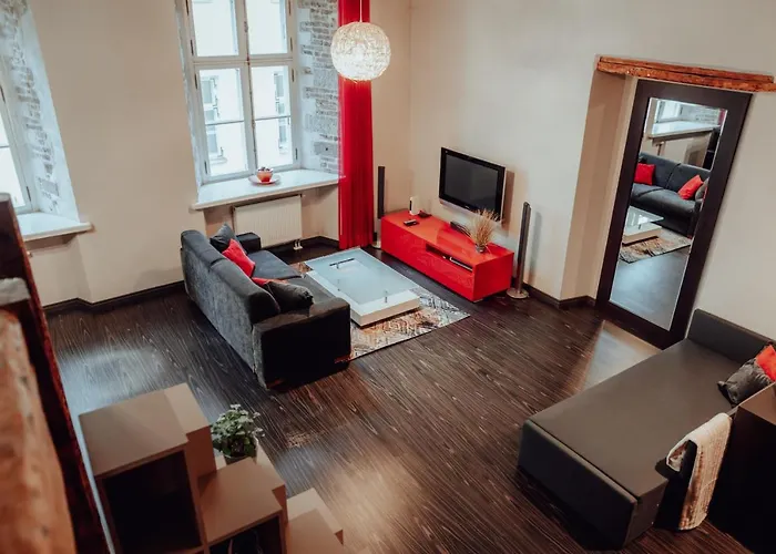 Design Studio Apartment In The Heart Of Old Town